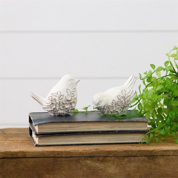 Set White Birds with Embossed Floral Design