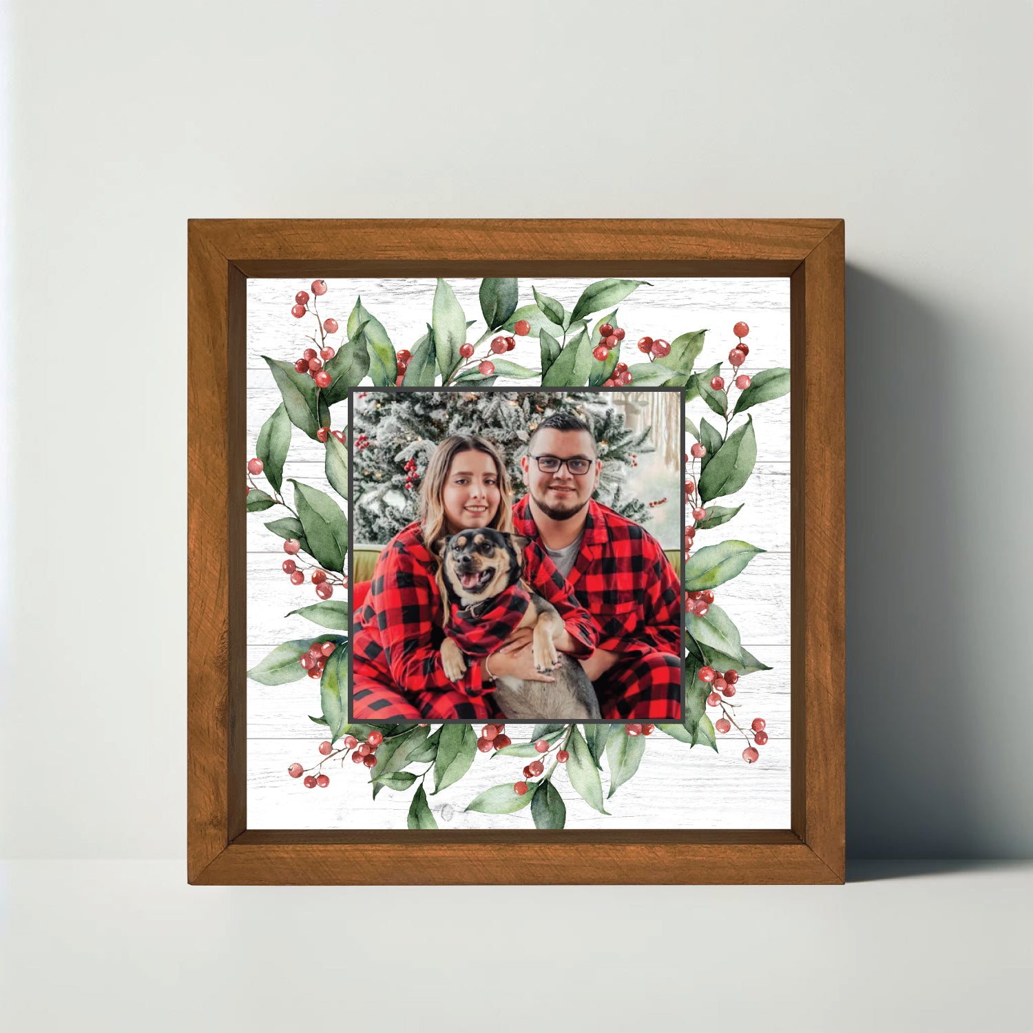 Christmas Spirit Berry 12x12 Family Photo